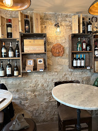 Bar du Restaurant italien Tentazioni rue Tholozé à Paris - n°5