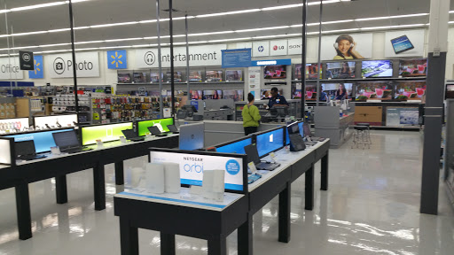 Department Store «Walmart Supercenter», reviews and photos, 2010 Kildaire Farm Rd, Cary, NC 27518, USA