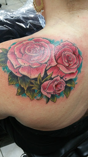 Tattoo Shop «Ink Asylum 26 Tattoos and Piercings», reviews and photos, 214 Grapevine Hwy, Hurst, TX 76054, USA