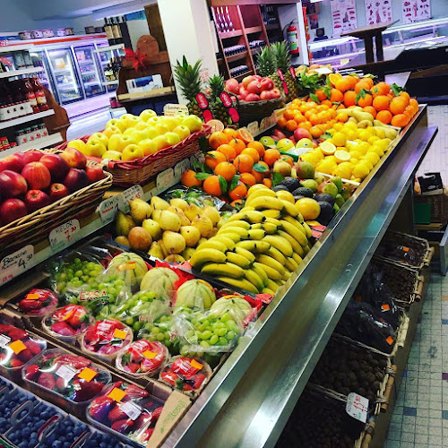 Rezensionen über Épicerie Fine Cologny in Genf - Markt