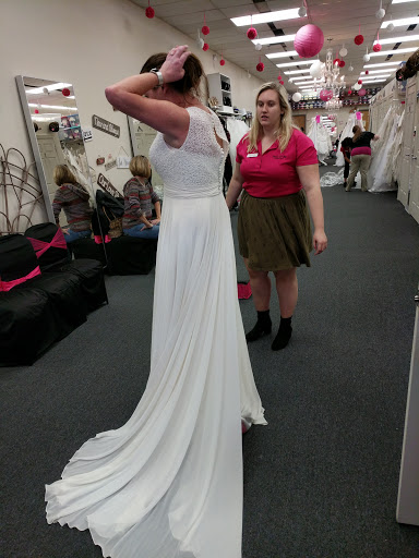 Bridal Shop «Bride To Be Consignment», reviews and photos, 8925 Penn Ave S, Bloomington, MN 55431, USA