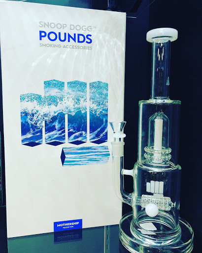 Tobacco Shop «Pipe Dreams Smoke Shop», reviews and photos, 13971 N Cleveland Ave #13, North Fort Myers, FL 33903, USA