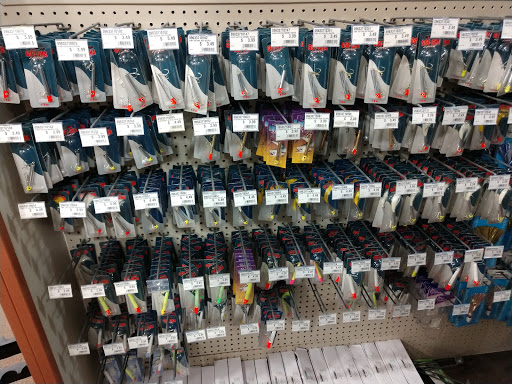 Sporting Goods Store «Half Hitch-Panama City Beach», reviews and photos, 2206 Thomas Dr, Panama City, FL 32408, USA