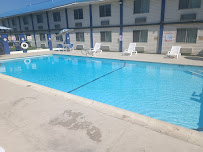 Days Inn & Suites by Wyndham Laredo - Photo 7 - Car repair in Laredo, TX, Laredo