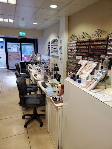 Reviews of La 7 beauty Leicester in Leicester - Massage therapist
