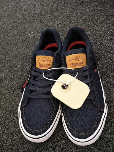 Barber Shop «Southland Barber Styling Shop», reviews and photos, 983 W State Rd 84, Fort Lauderdale, FL 33315, USA