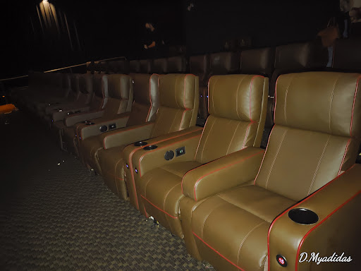 Movie Theater «AMC Dine-In Lakeshore 8», reviews and photos, 901 US Hwy 27 S #120, Sebring, FL 33870, USA