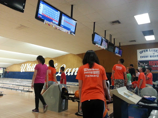 Bowling Alley «Whitestone Lanes», reviews and photos, 30-05 Whitestone Expy, Flushing, NY 11354, USA