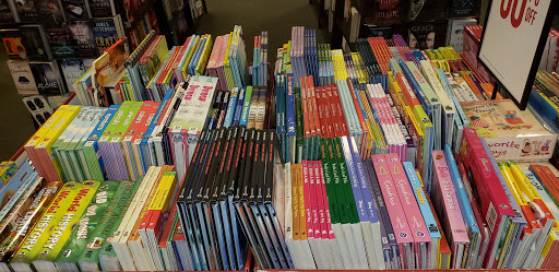 Book Store «Barnes & Noble», reviews and photos, 5380 US-14, Crystal Lake, IL 60014, USA