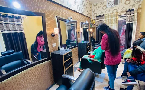 chandigarh beauty salon image