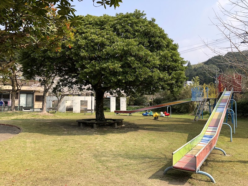 河浦町中央児童公園