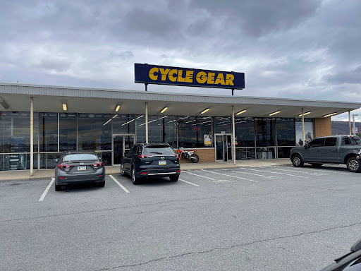Motorcycle Parts Store «Cycle Gear», reviews and photos, 2229 Lehigh St, Allentown, PA 18103, USA