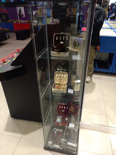 Comic Book Store «Uncanny!», reviews and photos, 160 N Gulph Rd #2322, King of Prussia, PA 19406, USA