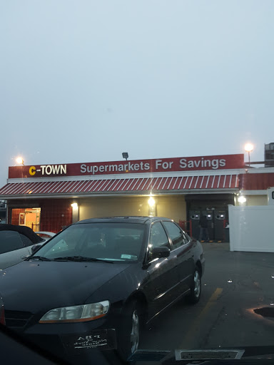 Grocery Store «C-Town Supermarkets», reviews and photos, 1662 New York Ave, Huntington Sta, NY 11746, USA