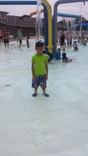 Water Park «Niles Prk District Oasis Waterpark», reviews and photos, 7877 N Milwaukee Ave, Niles, IL 60714, USA