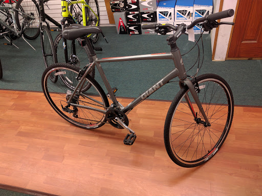 Bicycle Store «Pelham Bicycle Center», reviews and photos, 109 Wolfs Ln, Pelham, NY 10803, USA