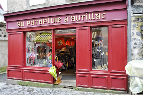 Magasin de maroquinerie Au Parapluie d'Aurillac Boutique Salers