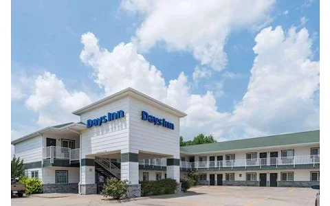 Days Inn by Wyndham Andover image