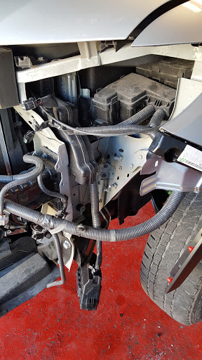 Auto Body Shop «USA Auto Body & Repair», reviews and photos, 224 E Railway Ave, Paterson, NJ 07503, USA