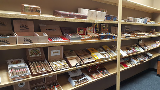 Tobacco Shop «Smokes & Such Gurnee», reviews and photos, 3567 Grand Ave, Gurnee, IL 60031, USA