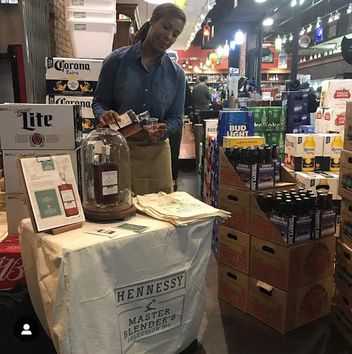 Liquor Store «Downtown Liquor», reviews and photos, 1303 W 6th St, Cleveland, OH 44113, USA