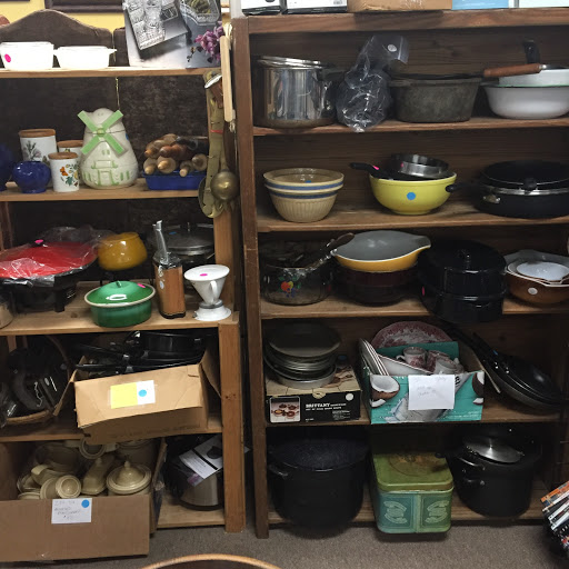 Consignment Shop «Hyde Park Consignments», reviews and photos, 4291 Albany Post Rd, Hyde Park, NY 12538, USA