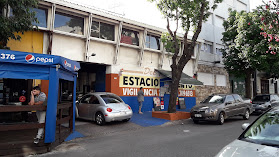 Estacionamiento Del Parque