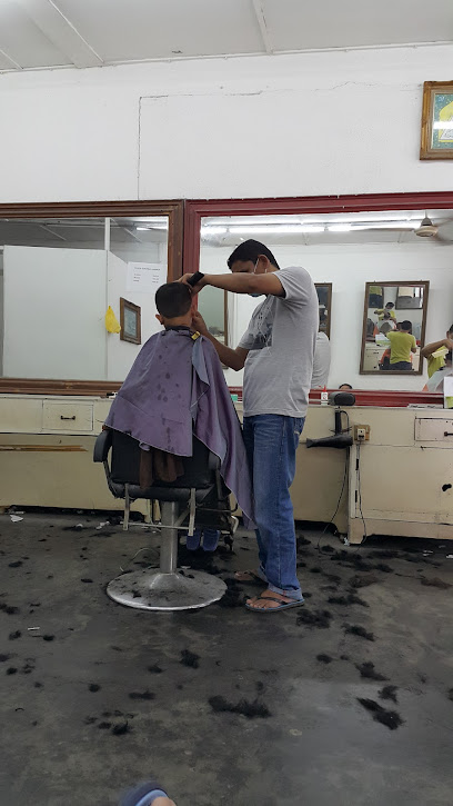 Kedai Gunting Rambut Kg Melayu Subang