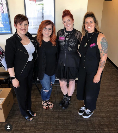 Hair Salon «Vivid Salon & Spa», reviews and photos, 15320 Bagley Rd, Middleburg Heights, OH 44130, USA