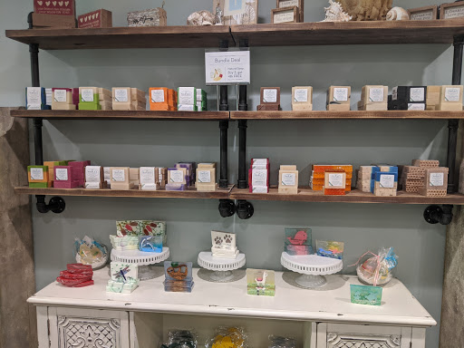 Shopping Mall «Periwinkle Place», reviews and photos, 2075 Periwinkle Way, Sanibel, FL 33957, USA