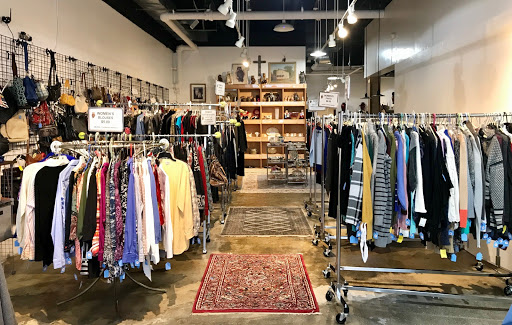 Thrift Store «Pennywise Thrift Shop», reviews and photos, 144 Church St NE, Vienna, VA 22180, USA