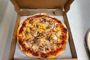 Waikoloa Pizza image