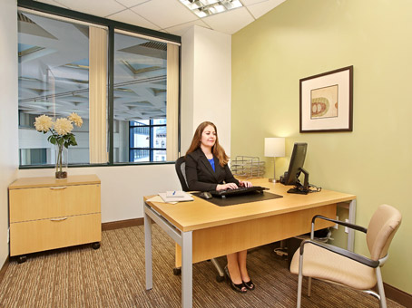 Regus - California, San Diego - Emerald Plaza