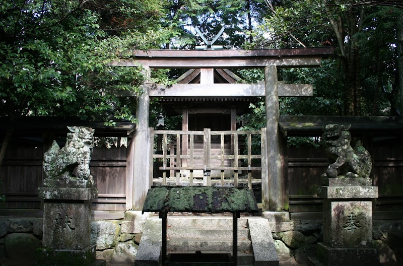 加夜奈留美命神社