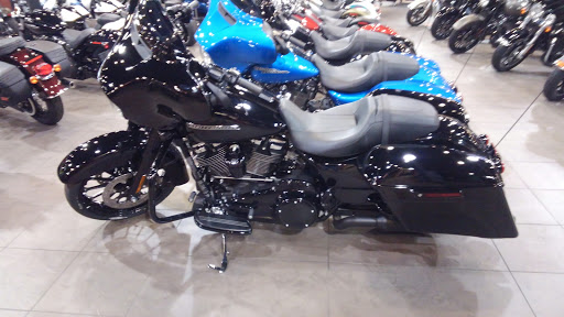 Motorcycle Dealer «Caliente Harley-Davidson», reviews and photos, 7230 NW Loop 410, San Antonio, TX 78245, USA