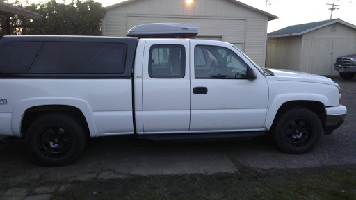 Car Wash «Blue Dolphin Car Wash & Express Detail», reviews and photos, 701 Deborah Rd # A, Newberg, OR 97132, USA