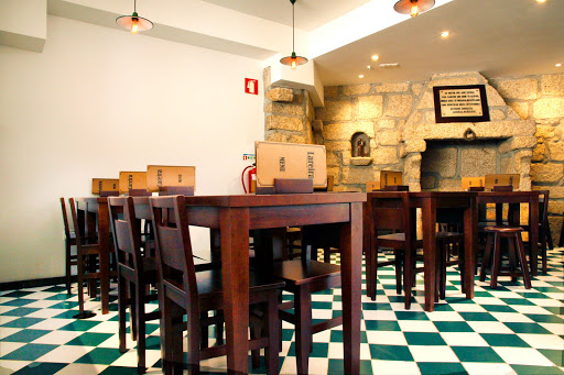 Restaurants open august Oporto