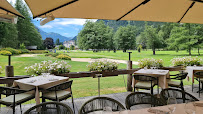 Atmosphère du Restaurant français La Cabane Des Praz à Chamonix-Mont-Blanc - n°5
