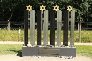 Monument der verloren kinderen image