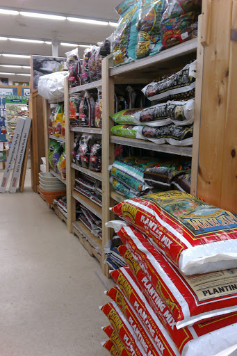 Pet Supply Store «CountryMax - Geneseo», reviews and photos, 4101 Lakeville Rd, Geneseo, NY 14454, USA