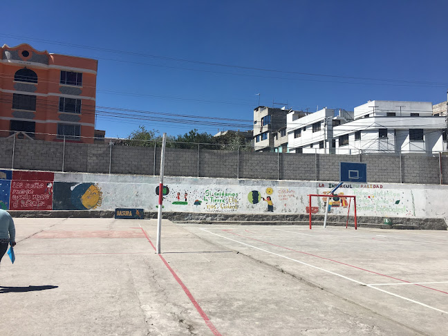 Opiniones de Escuela Federico González Suárez en Quito - Escuela