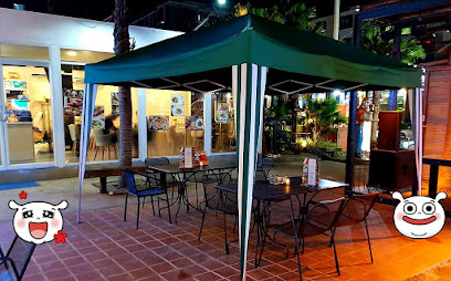 Capri Cove cafe and restaurant