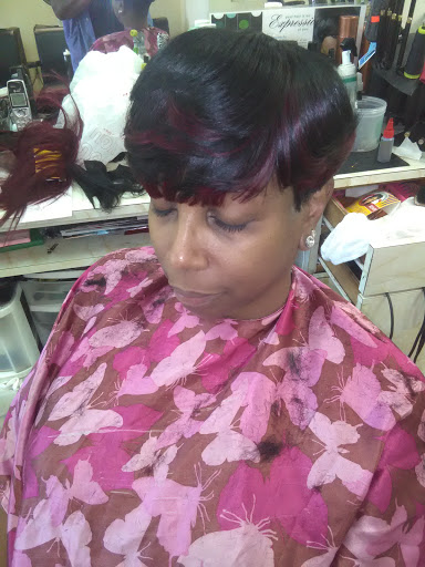 Beauty Salon «Nouveau-U Unisex Salon», reviews and photos, 1006 Settlers Landing Rd # M, Hampton, VA 23669, USA