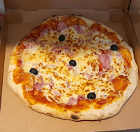 Pizza du Pizzeria La baie de cassis à Vibersviller - n°18