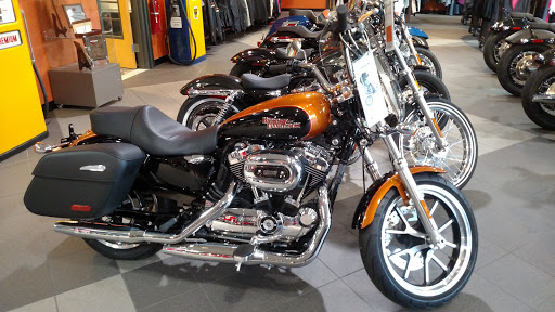 Motorcycle Dealer «Suffolk County Harley-Davidson, Inc.», reviews and photos, 4020 Sunrise Hwy, Oakdale, NY 11769, USA
