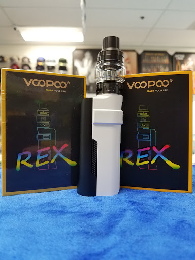 Tobacco Shop «Habits Vape & Smoke shop», reviews and photos, 8391 Folsom Blvd, Sacramento, CA 95826, USA