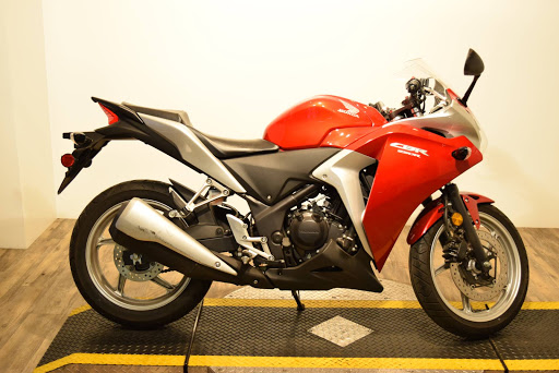 Used Motorcycle Dealer «Monster Powersports», reviews and photos, 315 N Rand Rd, Wauconda, IL 60084, USA