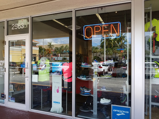 Sporting Goods Store «Running Wild», reviews and photos, 2563 E Sunrise Blvd, Fort Lauderdale, FL 33304, USA