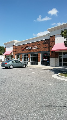 Cell Phone Store «Verizon Authorized Retailer - A Wireless», reviews and photos, 7029 Forest Hill Ave, Richmond, VA 23225, USA