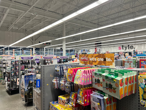 Variety Store «Five Below», reviews and photos, 607 NJ-18, East Brunswick, NJ 08816, USA